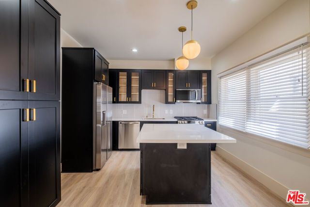 216 N Catalina Avenue A, Redondo Beach, CA 90277