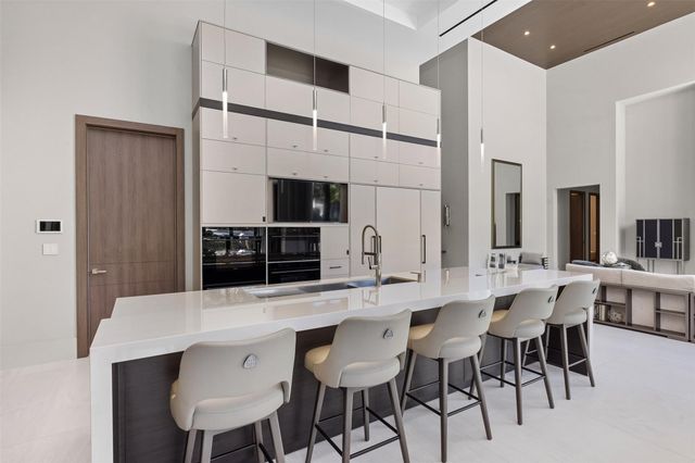 816 Riviera Isle Drive, Fort Lauderdale, FL 33301