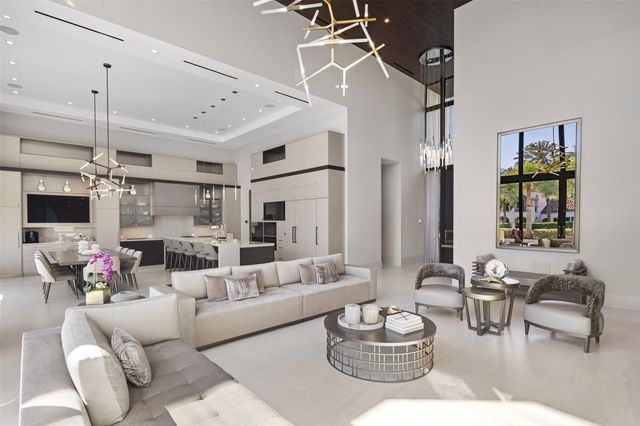 816 Riviera Isle Drive, Fort Lauderdale, FL 33301