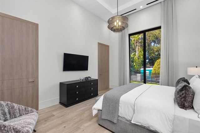 816 Riviera Isle Drive, Fort Lauderdale, FL 33301