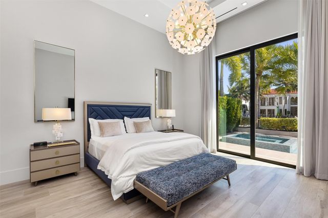 816 Riviera Isle Drive, Fort Lauderdale, FL 33301