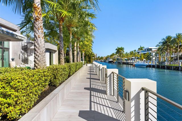 816 Riviera Isle Drive, Fort Lauderdale, FL 33301