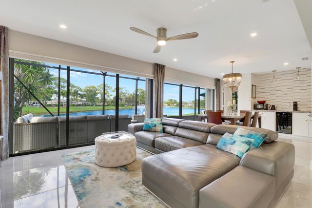 13397 Garth Court, Palm Beach Gardens, FL 33418