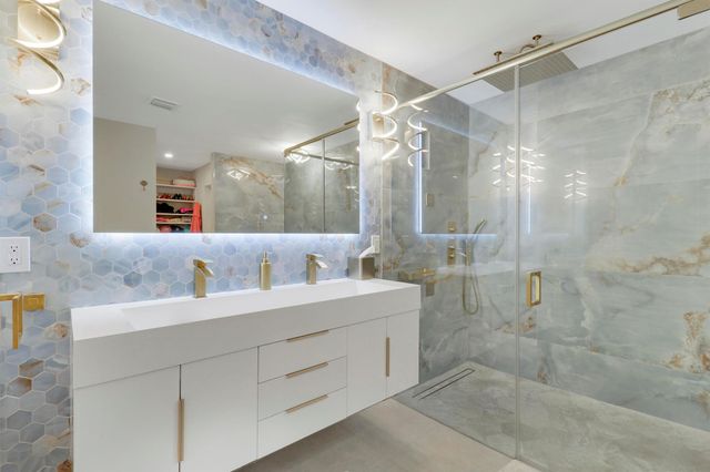 13397 Garth Court, Palm Beach Gardens, FL 33418