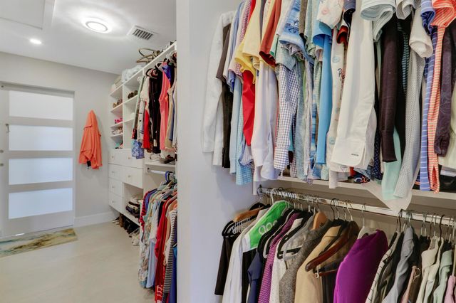 13397 Garth Court, Palm Beach Gardens, FL 33418