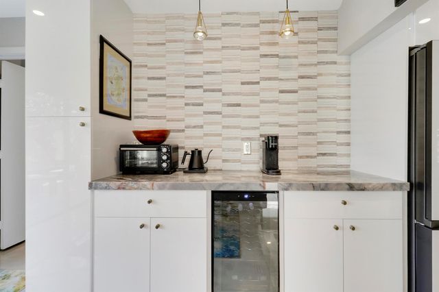 13397 Garth Court, Palm Beach Gardens, FL 33418