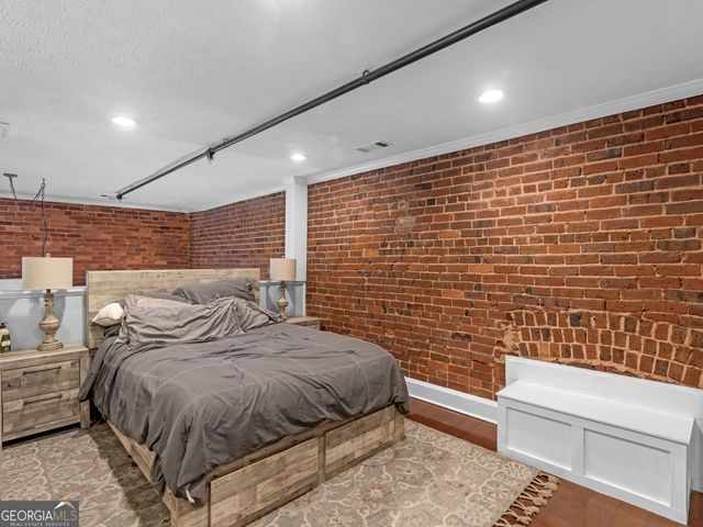 102 N Hill Street 302, Griffin, GA 30223