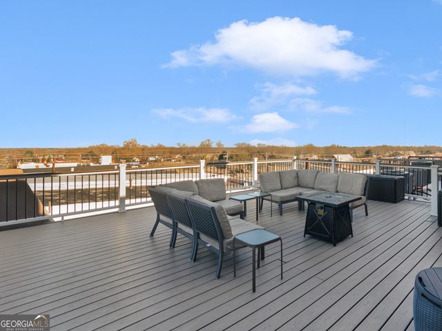 102 N Hill Street 302, Griffin, GA 30223