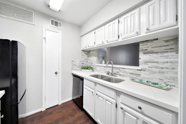 3500 Tangle Brush Drive 50, Spring, TX 77381