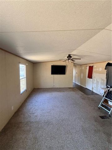 40 DOWNS Drive, Deville, LA 71328