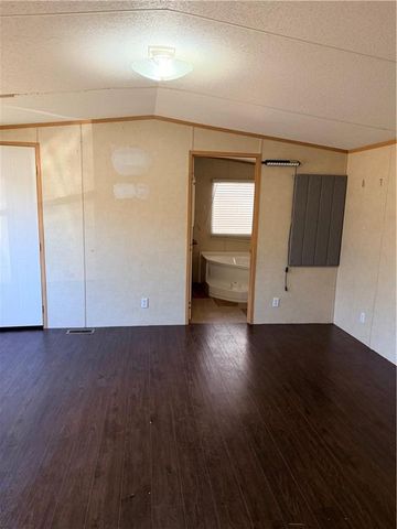 40 DOWNS Drive, Deville, LA 71328