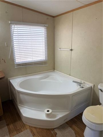 40 DOWNS Drive, Deville, LA 71328