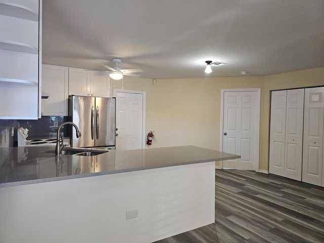 13903 Folkestone Circle, Wellington, FL 33414