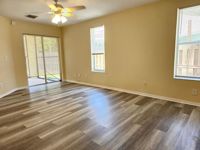 13903 Folkestone Circle, Wellington, FL 33414