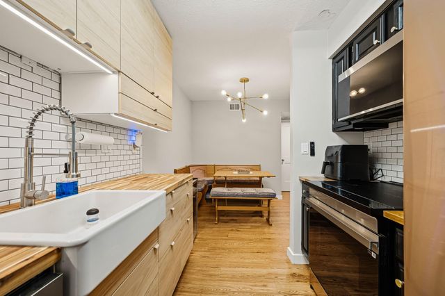 1860 White Oak Drive 242, Houston, TX 77009