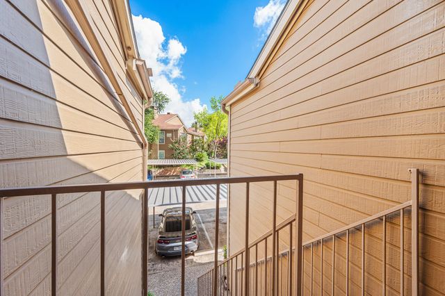 1860 White Oak Drive 242, Houston, TX 77009