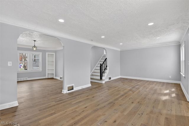 231 E 210th Street, Euclid, OH 44123