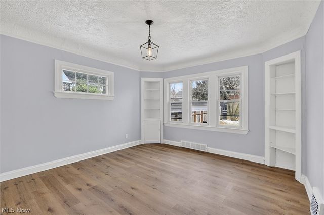 231 E 210th Street, Euclid, OH 44123