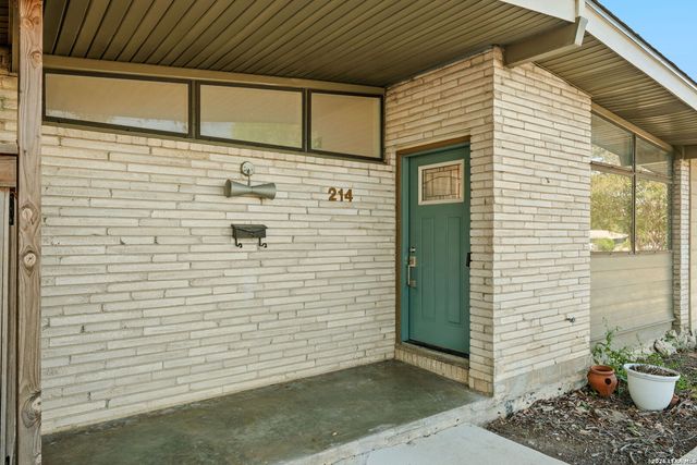 214 SOUTHBRIDGE ST, San Antonio, TX 78216