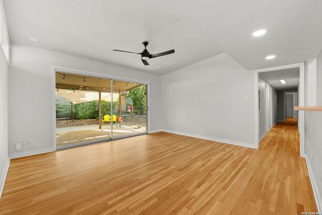214 SOUTHBRIDGE ST, San Antonio, TX 78216