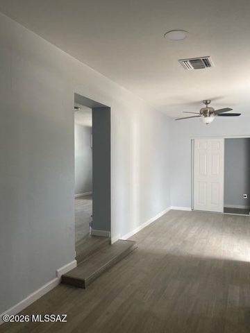 5110 S 17th Avenue, Tucson, AZ 85706