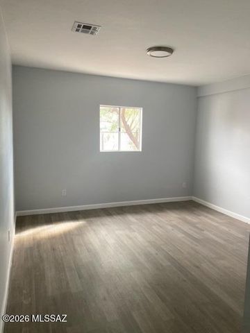 5110 S 17th Avenue, Tucson, AZ 85706