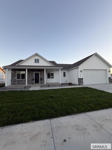 398 Poppy St, Sugar City, ID 83448