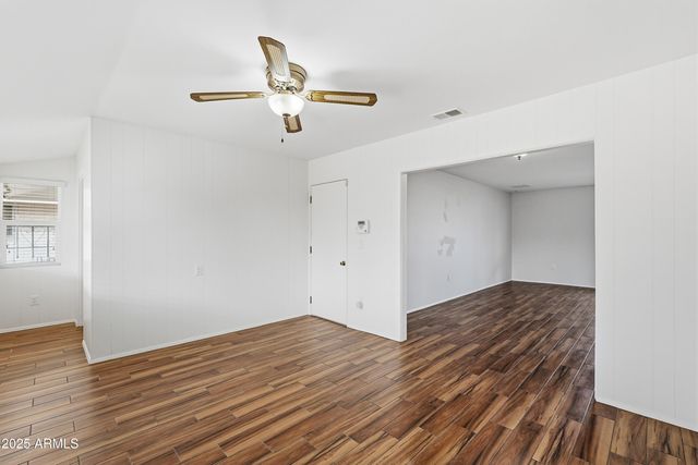 10331 W TWIN OAKS Drive, Sun City, AZ 85351