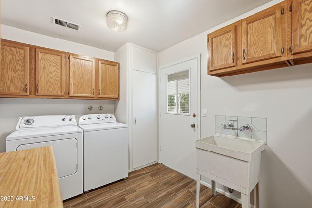 10331 W TWIN OAKS Drive, Sun City, AZ 85351