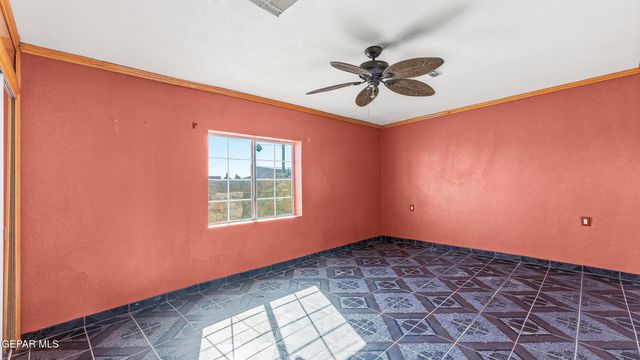 167 LOYOLA Lane, El Paso, TX 79928