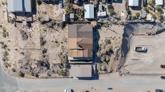 167 LOYOLA Lane, El Paso, TX 79928