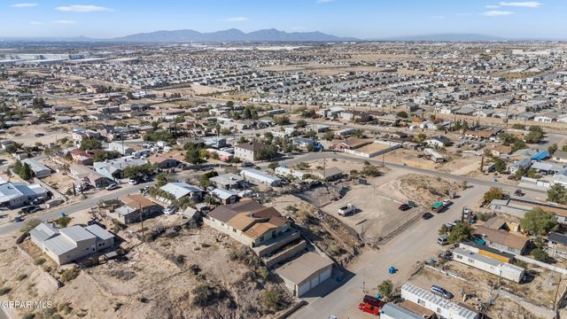 167 LOYOLA Lane, El Paso, TX 79928