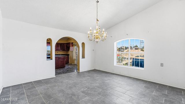 167 LOYOLA Lane, El Paso, TX 79928