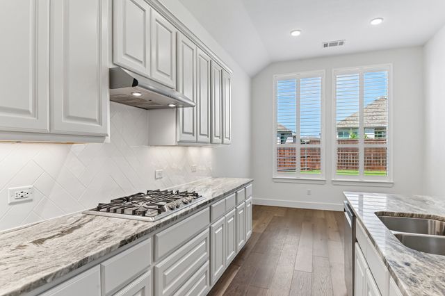 3932 Primrose Drive, Aubrey, TX 76227
