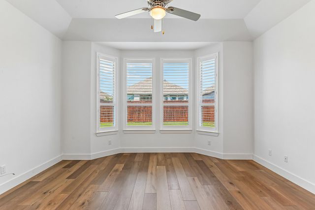 3932 Primrose Drive, Aubrey, TX 76227