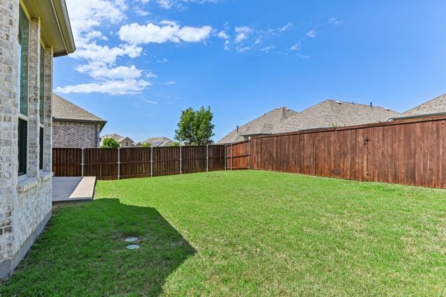 3932 Primrose Drive, Aubrey, TX 76227