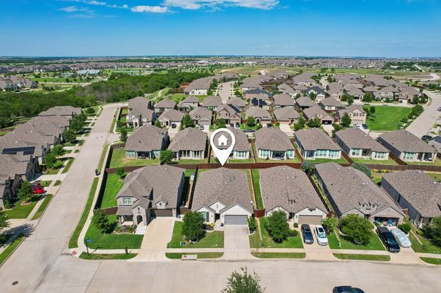 3932 Primrose Drive, Aubrey, TX 76227