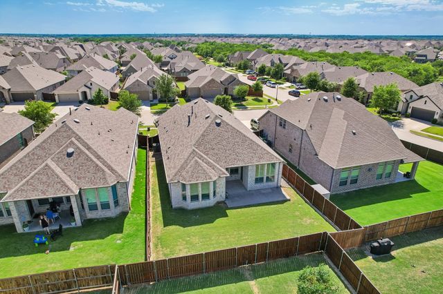 3932 Primrose Drive, Aubrey, TX 76227