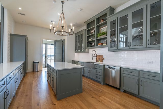 3932 Primrose Drive, Aubrey, TX 76227