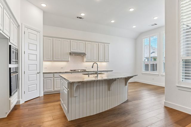 3932 Primrose Drive, Aubrey, TX 76227