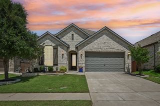 3932 Primrose Drive, Aubrey, TX 76227