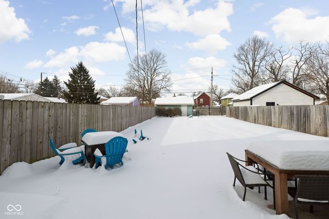 822 N Temple Avenue, Indianapolis, IN 46201