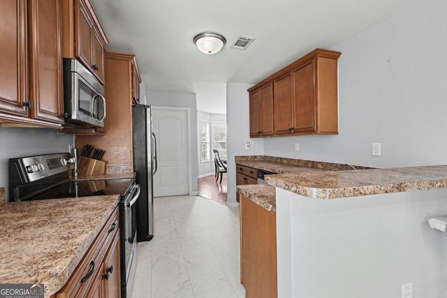 482 Panhandle Place, Hampton, GA 30228