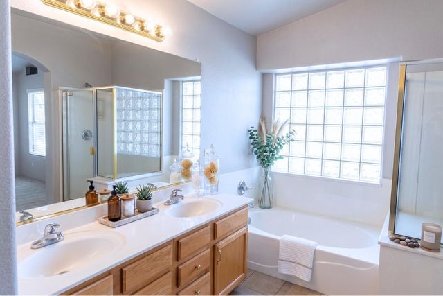 940 S Lafayette Drive, Chandler, AZ 85225