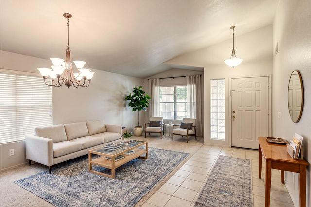 940 S Lafayette Drive, Chandler, AZ 85225
