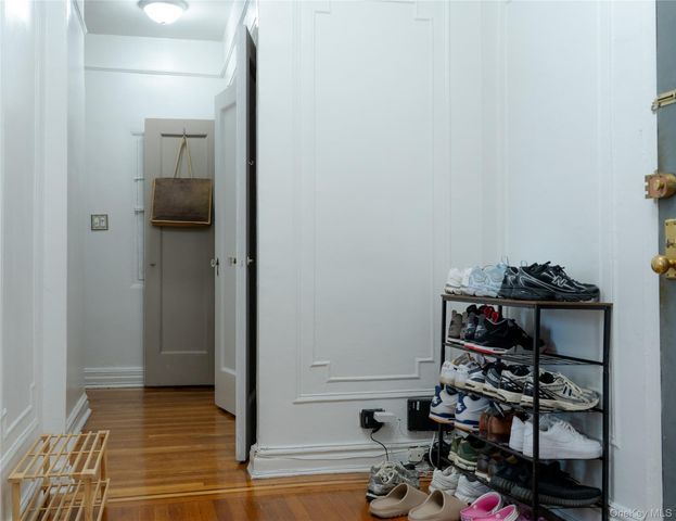 60 W Broad Street 2M, Mount Vernon, NY 10552