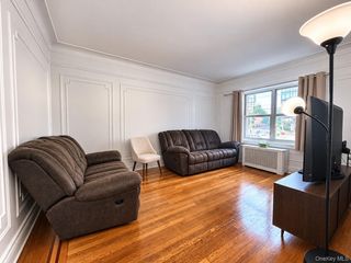 60 W Broad Street 2M, Mount Vernon, NY 10552