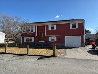 12 Tero Drive, Coventry, RI 02816
