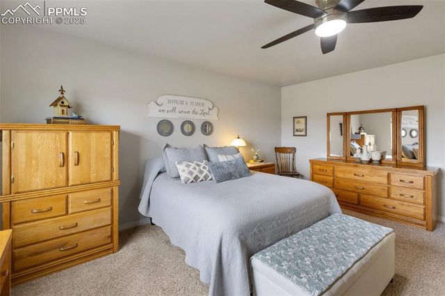 6812 Oak Vine Court, Colorado Springs, CO 80908