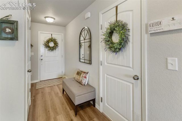 6812 Oak Vine Court, Colorado Springs, CO 80908